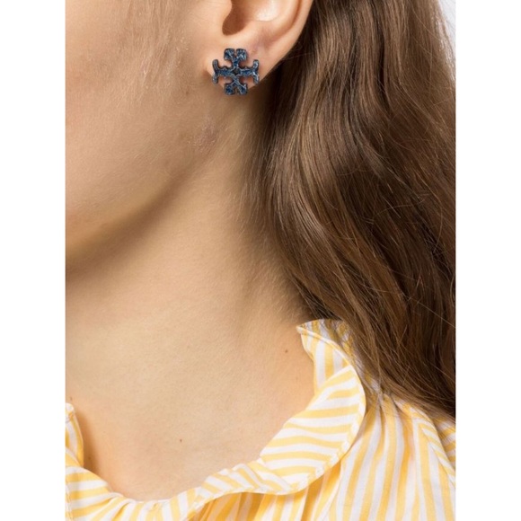 TORY BURCH • Rolled Pewter Roxanne Painted Blue Earrings - Picture 2 of 6